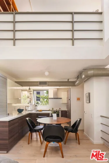 2433 28th Street #B photo 11