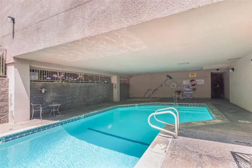 441 N Oakhurst #604 photo 23