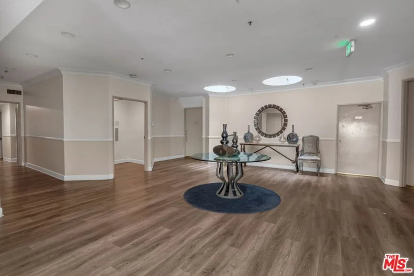1722 Malcolm Avenue #304 photo 41