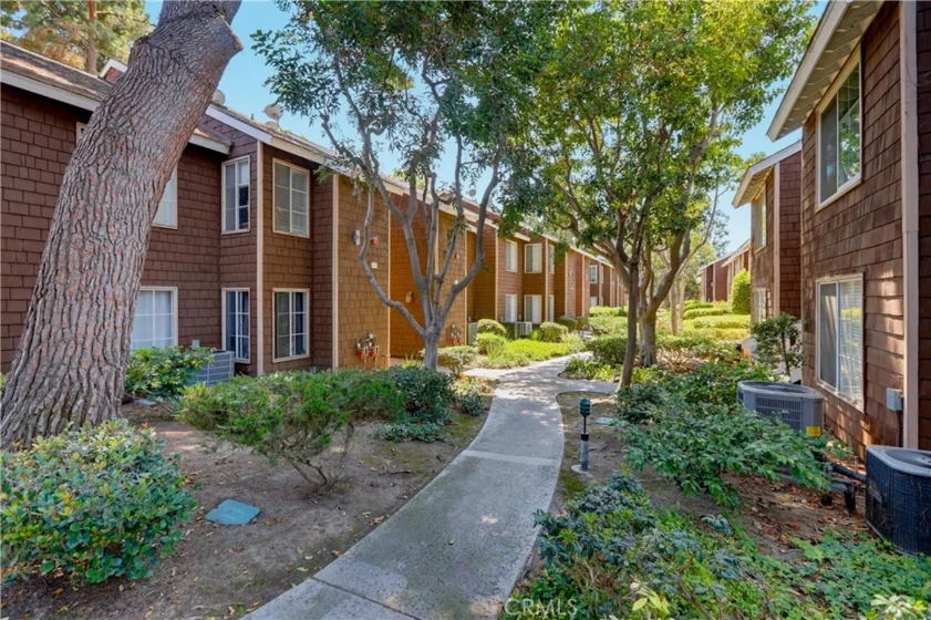 12555 Euclid Street #111 photo 40