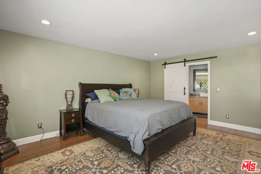 4283 Moore Street #4 photo 8