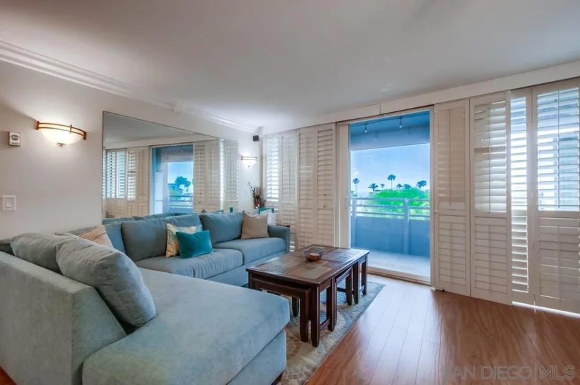 2965 Mission Boulevard #4C photo 1