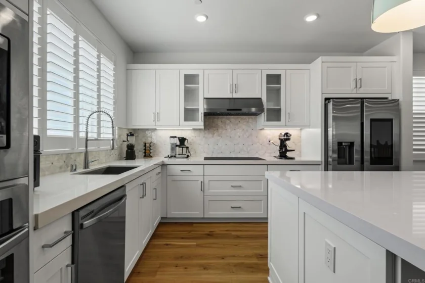 444 Bunsen Street photo 14