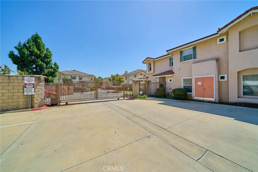 9008 Primavera Lane photo 42