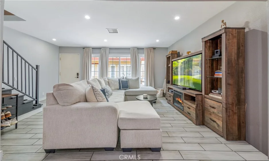 7422 Hazeltine photo 8