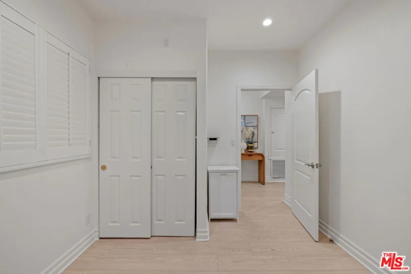 4711 Ambrose Avenue #204 photo 30