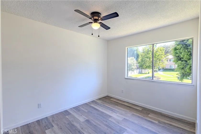 3485 Columbia photo 20