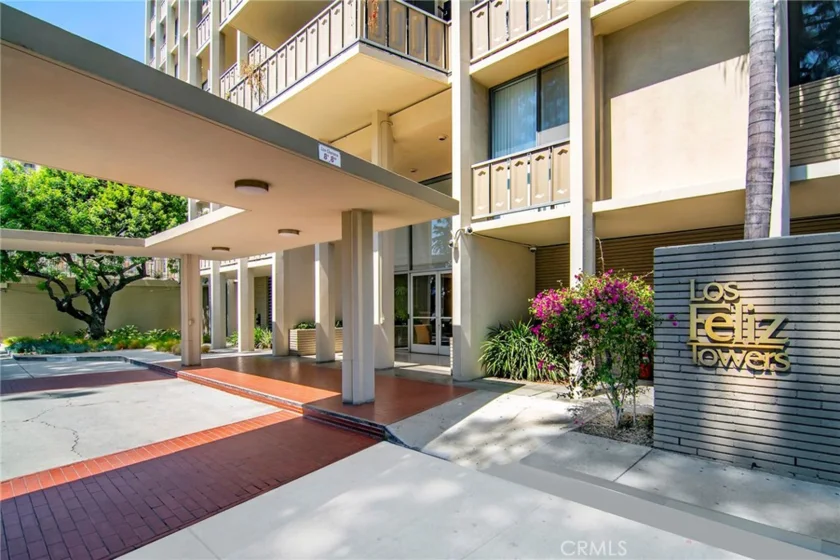 4411 Los Feliz Boulevard #1007 photo 3