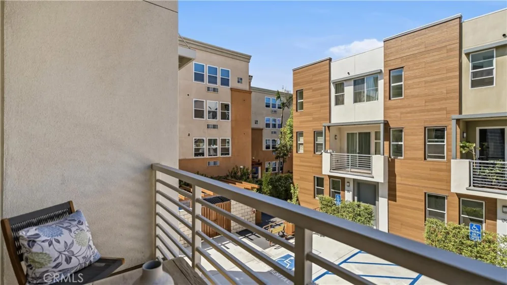 15 S Chapel Avenue #B photo 6