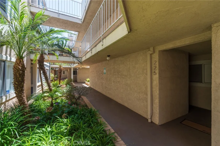 628 Daisy Avenue #225 photo 19