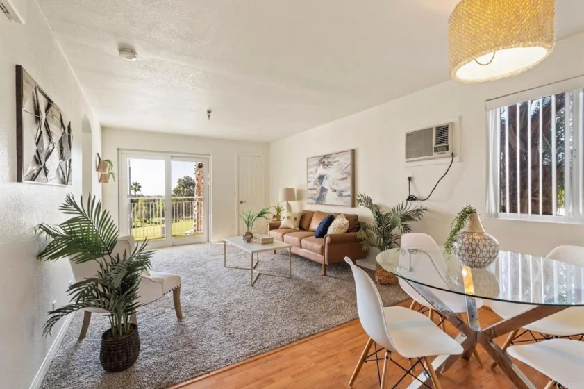 5252 Orange Avenue #111 photo 1