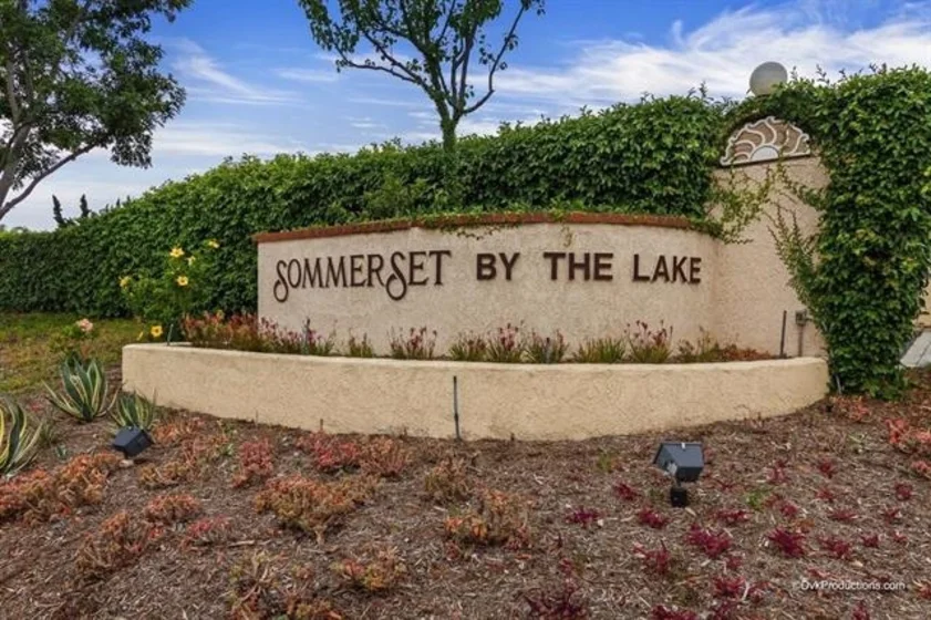 866 S S Rancho Santa Fe Road #B photo 1