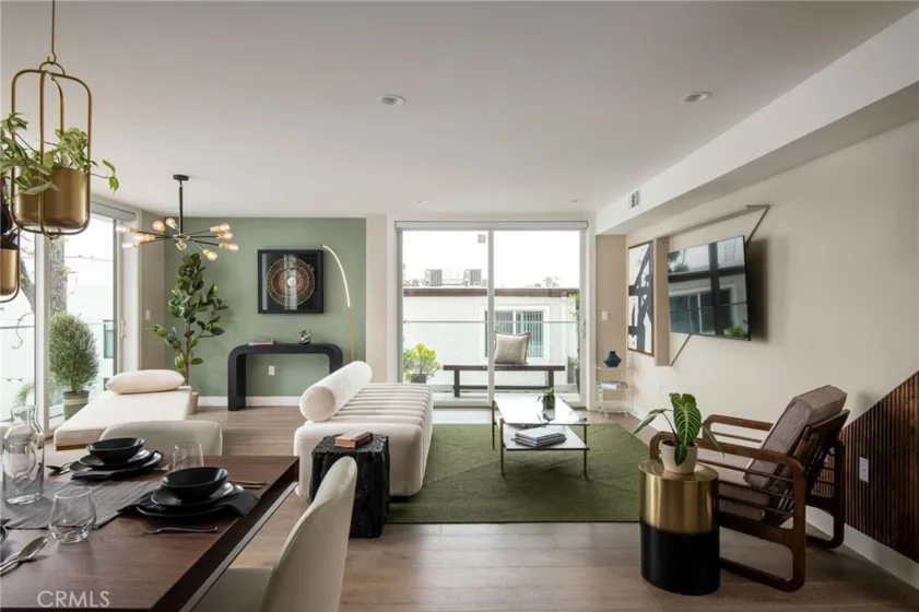 380 Cordova Street #419 photo 2