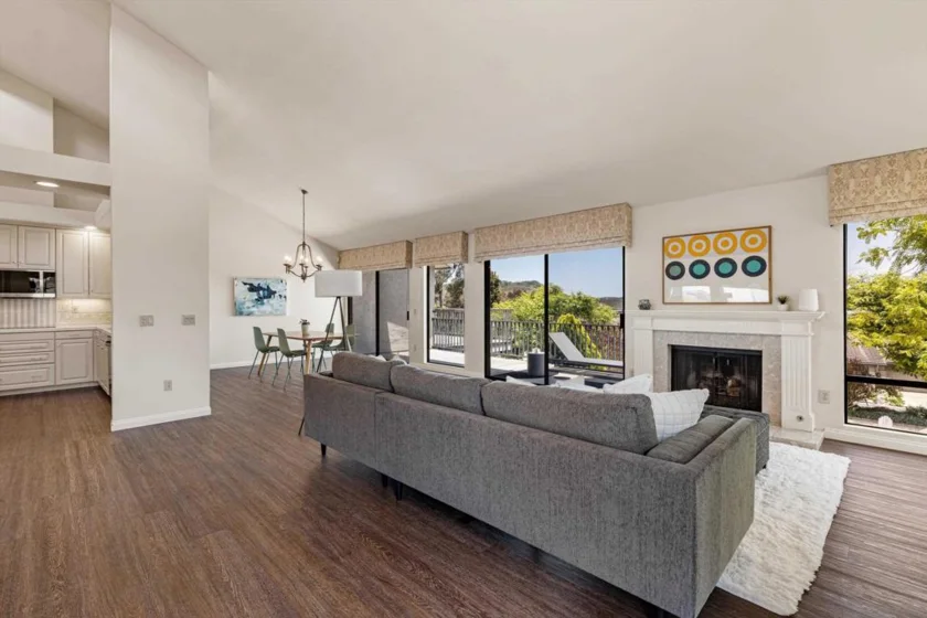 6667 La Jolla Scenic Drive South photo 2
