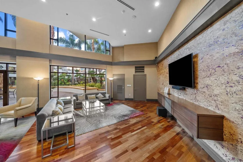 700 W Harbor #407 photo 36