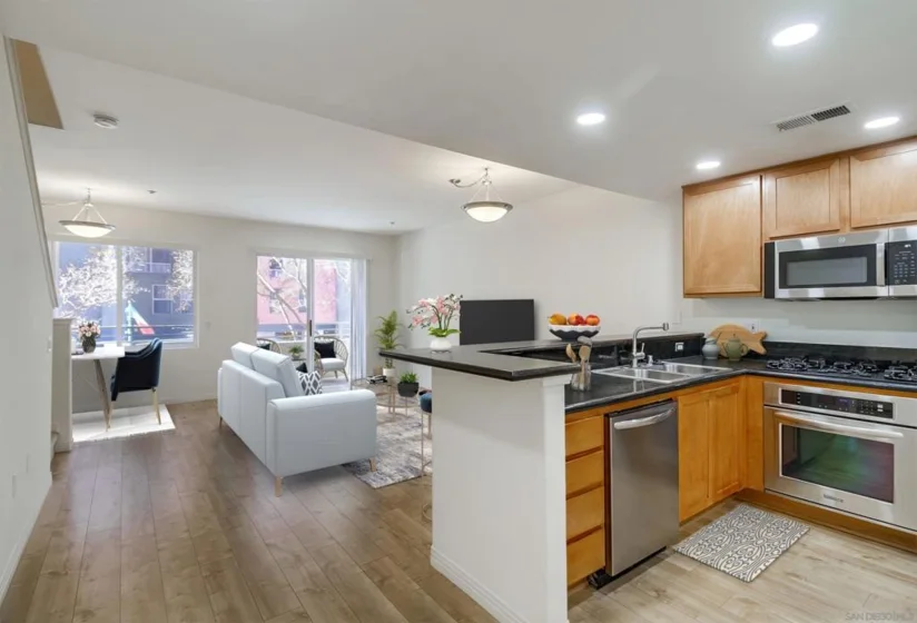 1501 India Street #205 photo 1