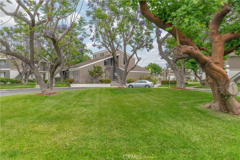2803 S Fairview #C photo 28