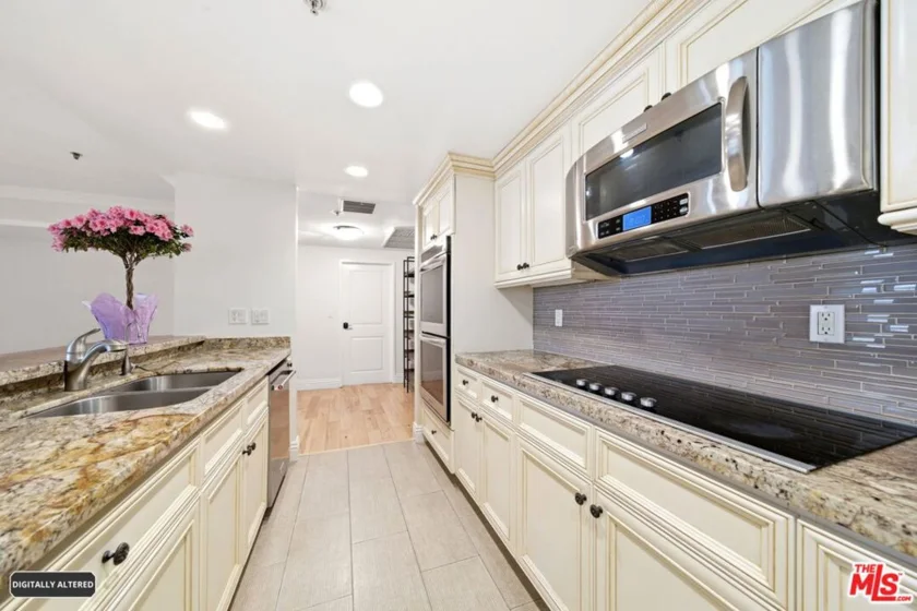 10660 Wilshire Boulevard #805 photo 28