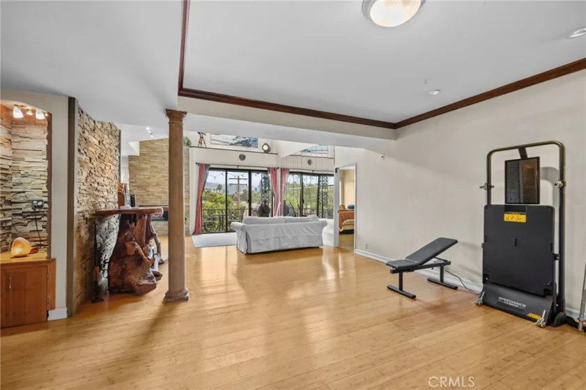 8712 Gregory Way #402 photo 46