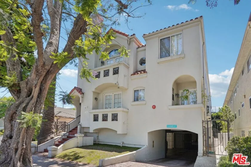 1751 Barry Avenue #4 photo 1