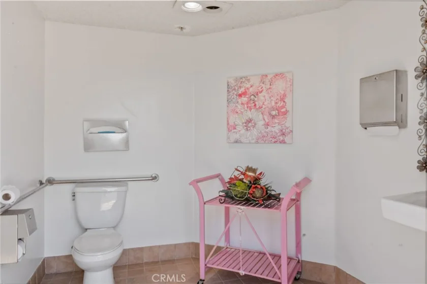 620 S Gramercy Place #412 photo 22