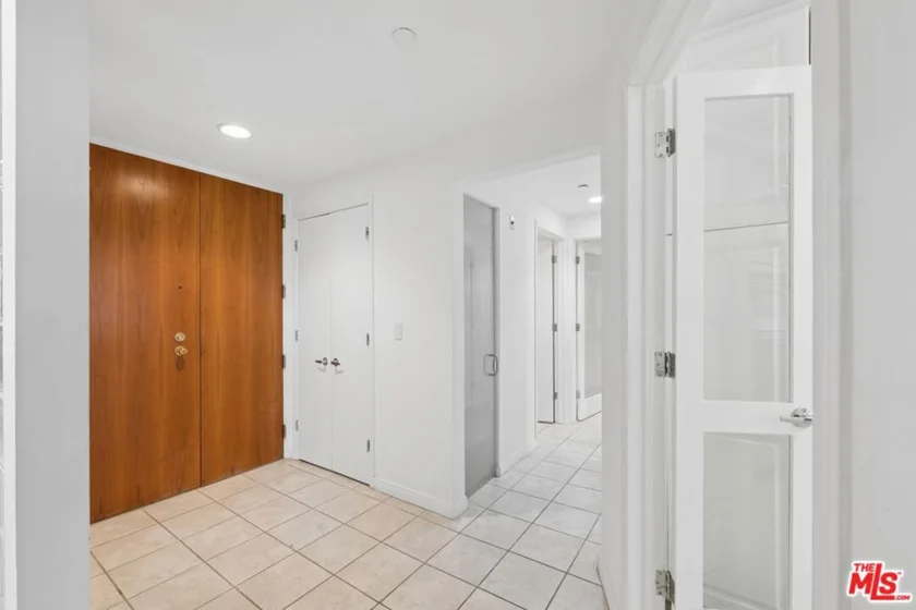 200 N Swall Drive #462 photo 5