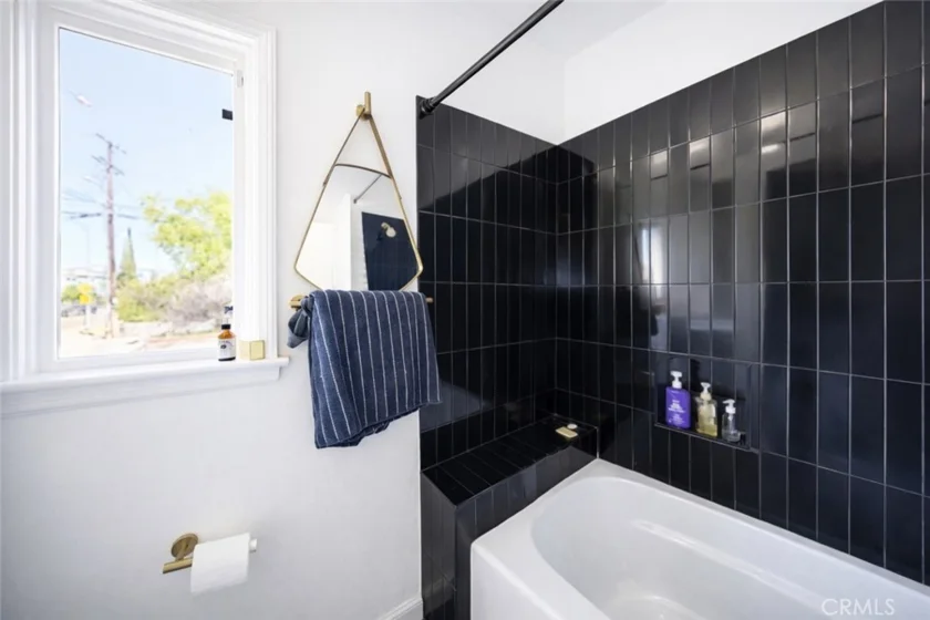 5084 Lemon Grove photo 7