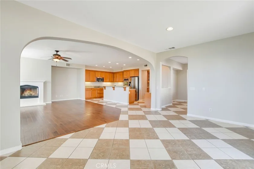 27307 Trefoil Street photo 28