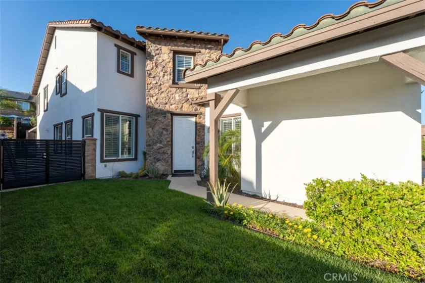 27367 Pinyon photo 5