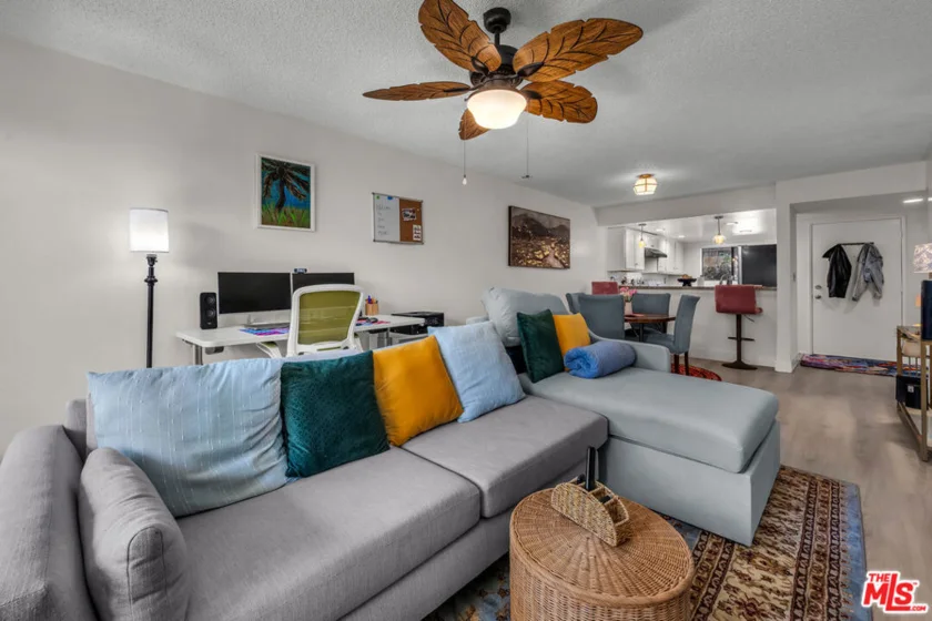 620 W Hyde Park Boulevard #111 photo 7