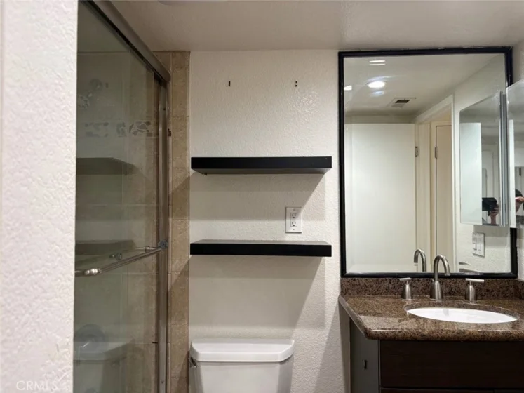 65 Largo Street photo 15