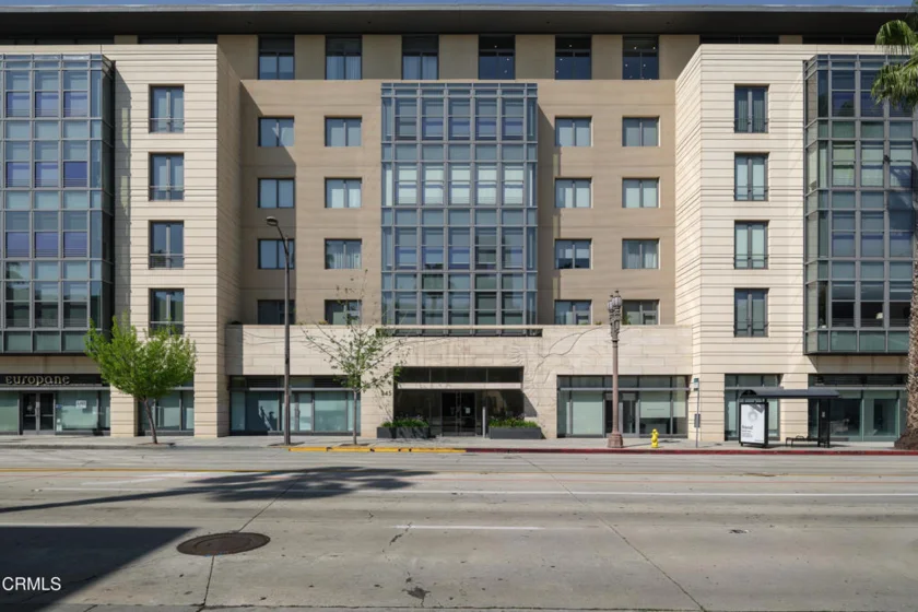 345 E Colorado Boulevard #302 photo 66