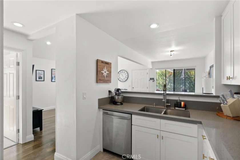 700 W Walnut Avenue #25 photo 12