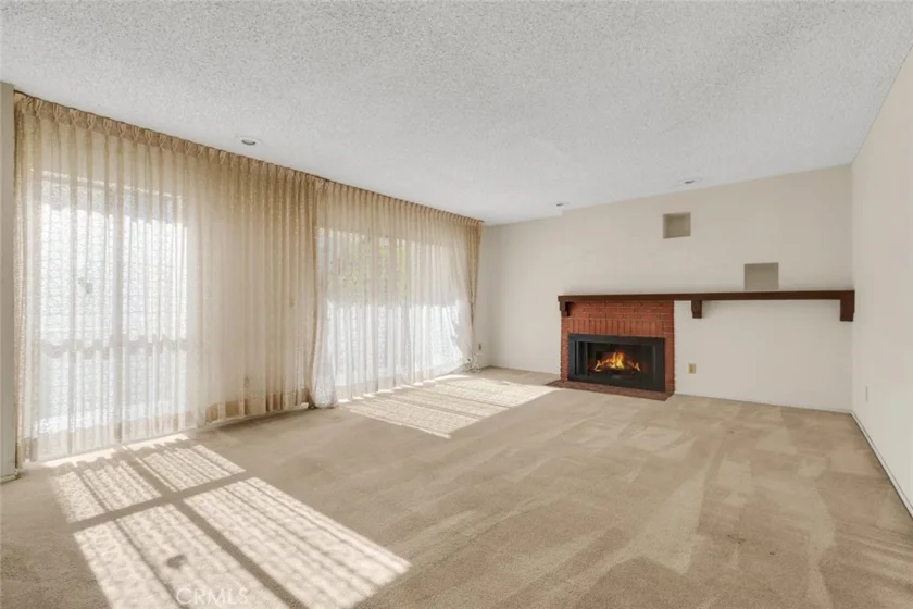5317 Coldwater Canyon Avenue #D photo 1