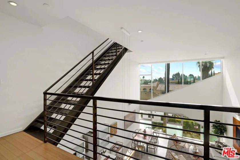 803 Wilcox Avenue #10 photo 26