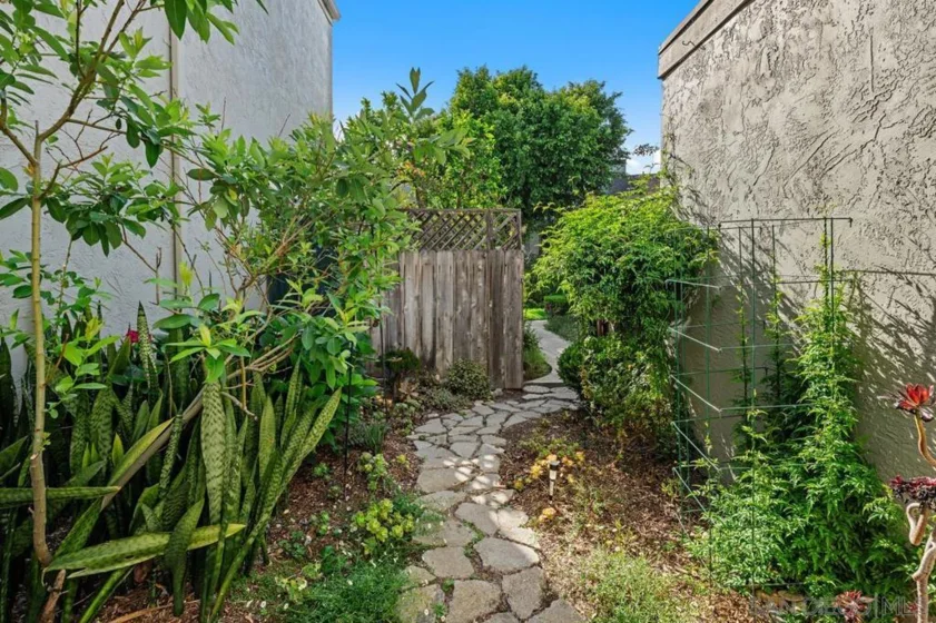 10865 Macouba Place photo 14