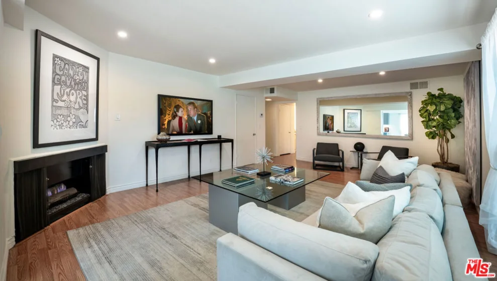 1021 N Crescent Heights Boulevard #106 photo 1