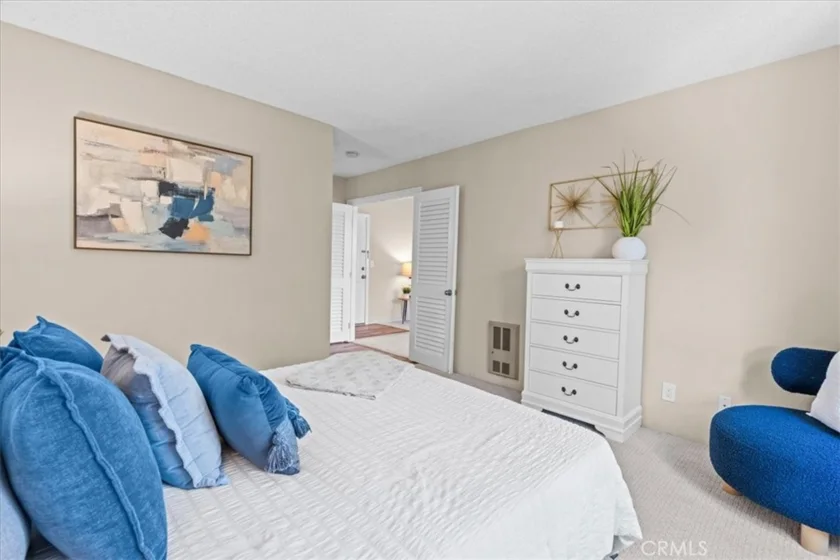 208 Springview photo 10