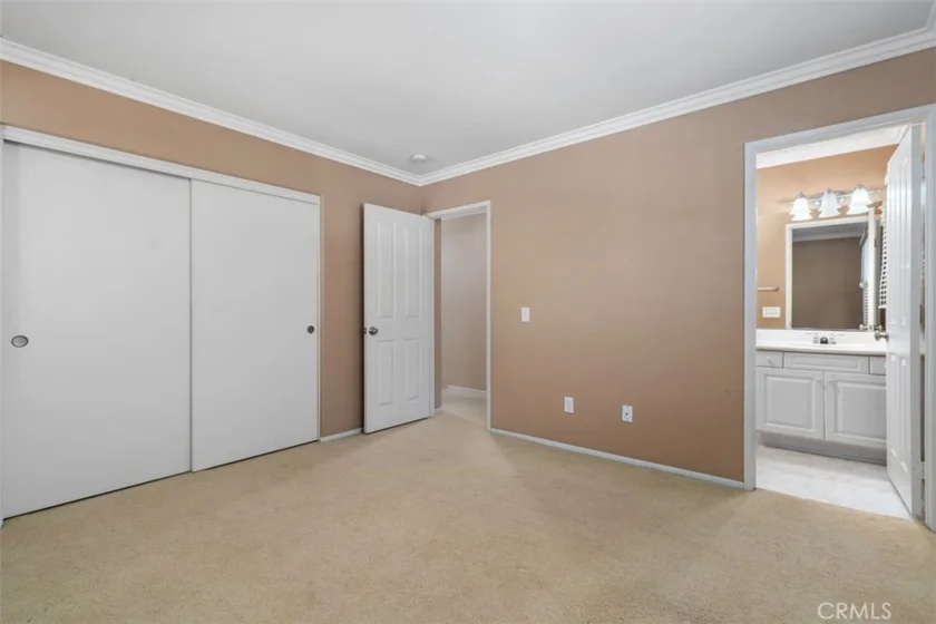 60 Avondale photo 6