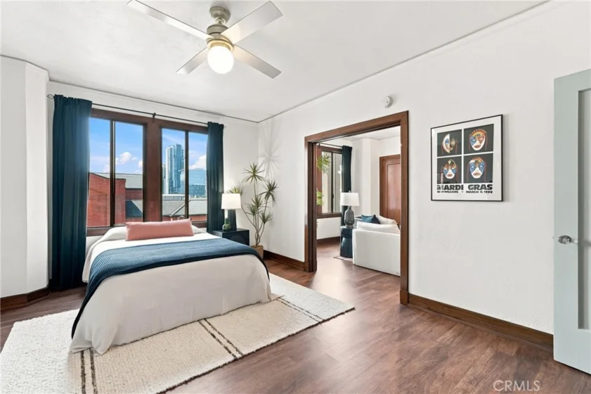 315 W 3rd #401 photo 15