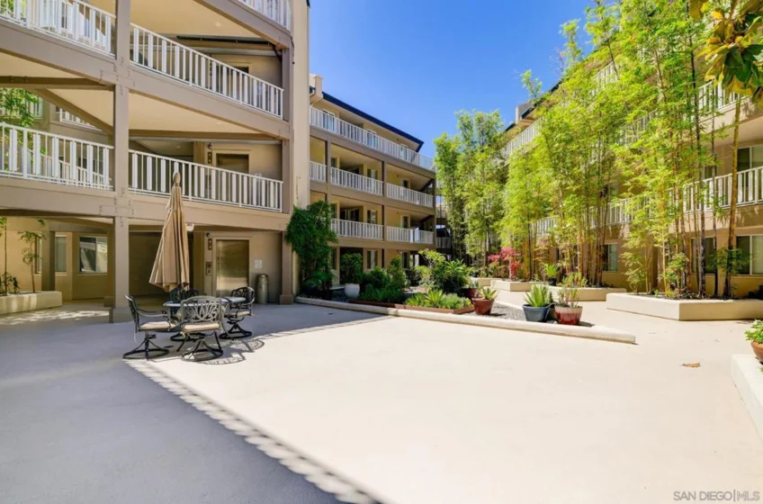 4701 Date Avenue #423 photo 30
