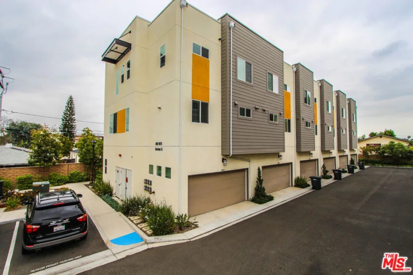 8062 Ackerman Street photo 1