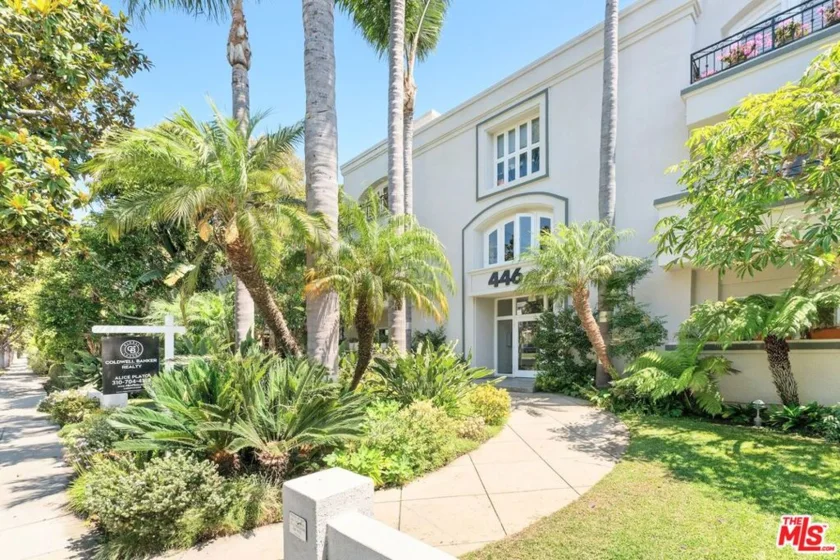 446 San Vicente Boulevard #106 photo 2