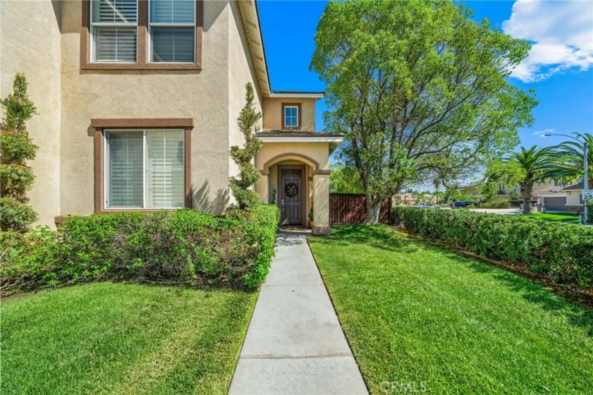 26136 Castle Lane photo 6