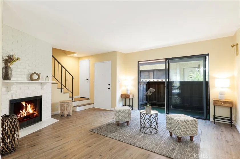 9505 Sylmar Avenue #4 photo 1