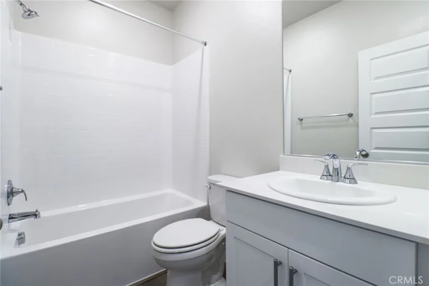 407 Lotus Drive photo 10