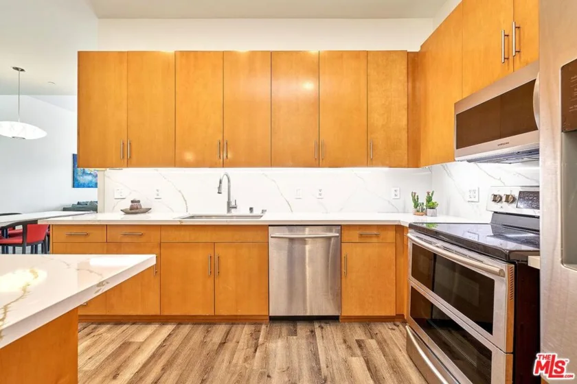 3223 W 6th Street #1005 photo 47
