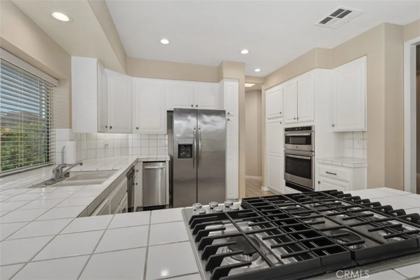 38125 Braemar Court photo 6