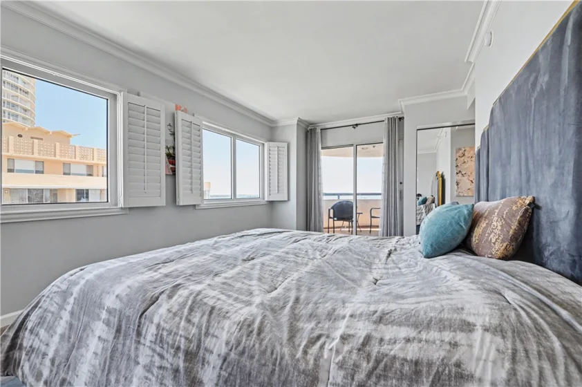 525 E Seaside Way #1109 photo 22