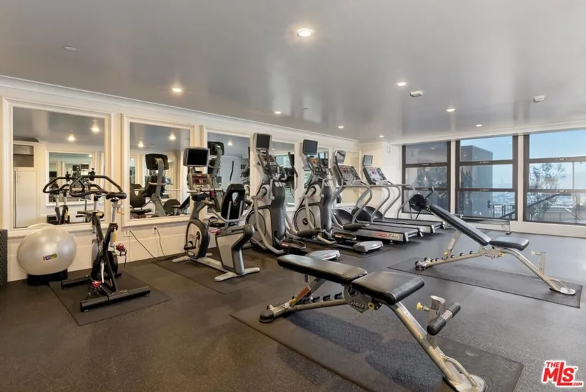 1645 Vine Street #504 photo 11